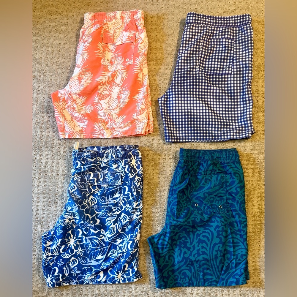Merona 4 pairs of Men’s Board Shorts, like new! Sz XL